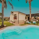 Seaside Вилла Кампофеличе-ди-Роччелла